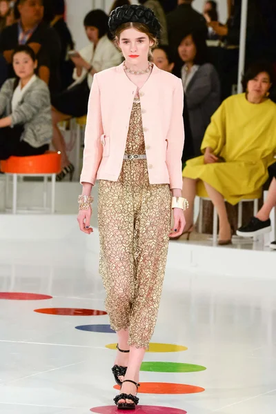 Look 61